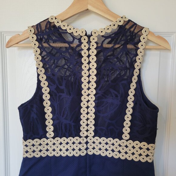 Lilly Pulitzer Leigh Stretch Shift Dress True Navy & Gold Lace Accents Sz 2 - Picture 4 of 5